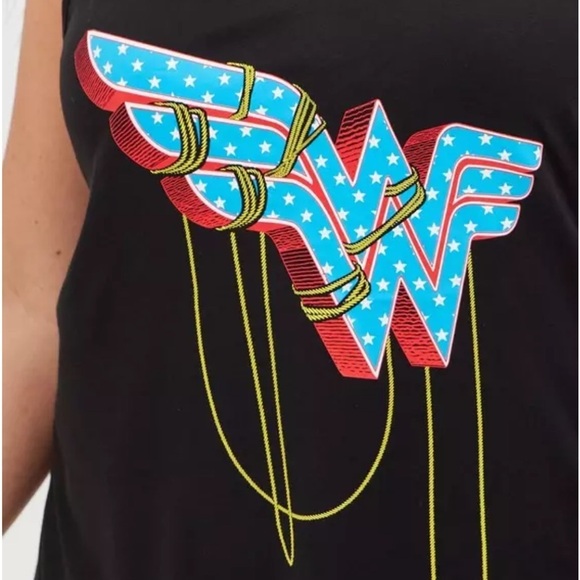 NWT Torrid Active Tank Performance Cotton DC Wonder Woman Lasso Logo 3X - Picture 3 of 8